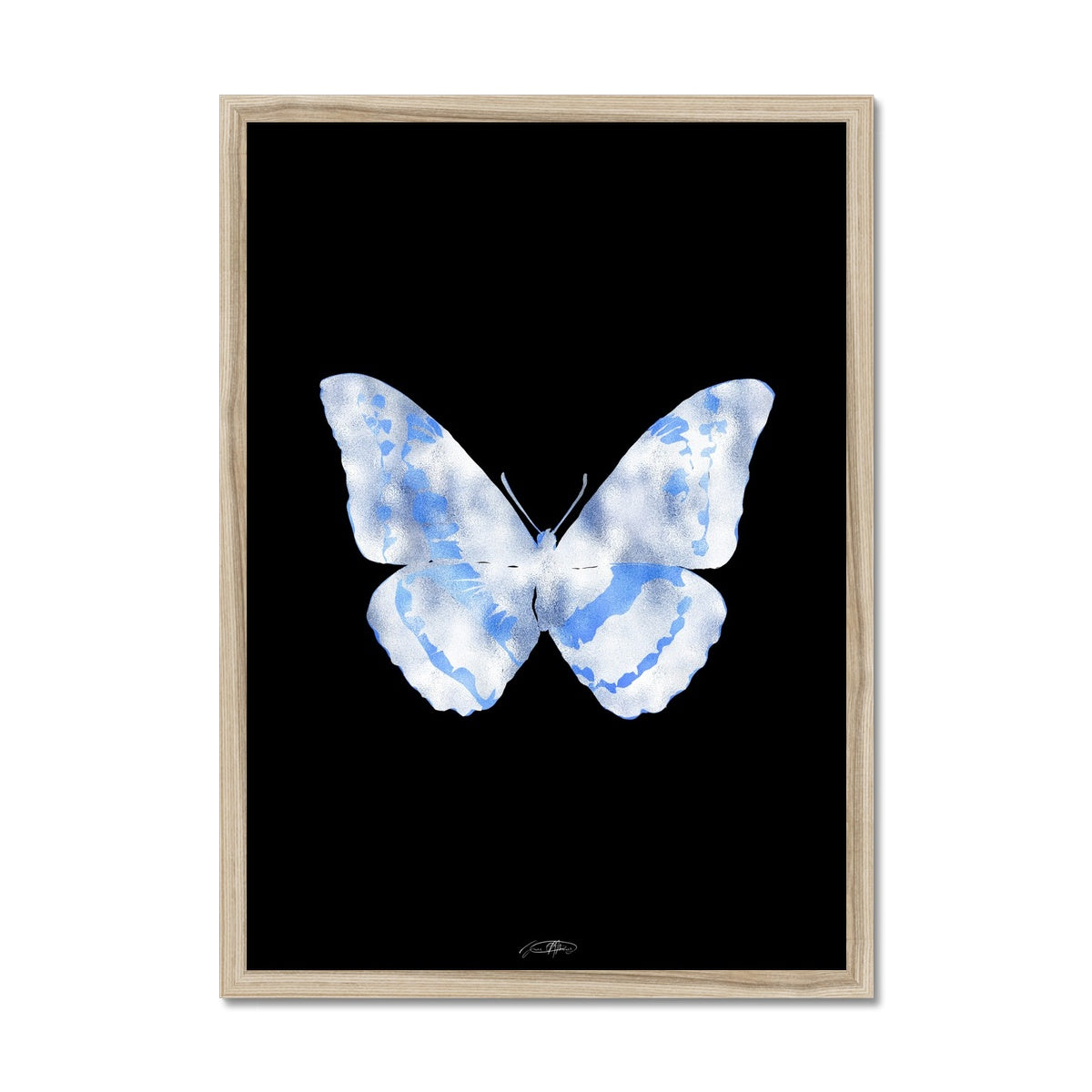 © les muses / Psyches is a collection of butterfly art prints featuring original illustrations of butterflies in an array with aura, gradient and glitter colors. The collection was inspired from the formal greek word psyche, thought to be the soul of the dead, and is comprised of over a hundred dreamy danish pastel butterfly posters, with silver and gold foil options. 