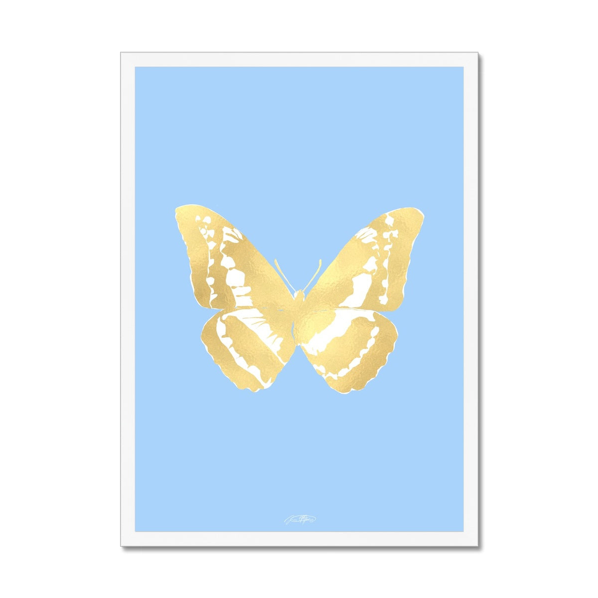 © les muses / Psyches is a collection of butterfly art prints featuring original illustrations of butterflies in an array with aura, gradient and glitter colors. The collection was inspired from the formal greek word psyche, thought to be the soul of the dead, and is comprised of over a hundred dreamy danish pastel butterfly posters, with silver and gold foil options. 