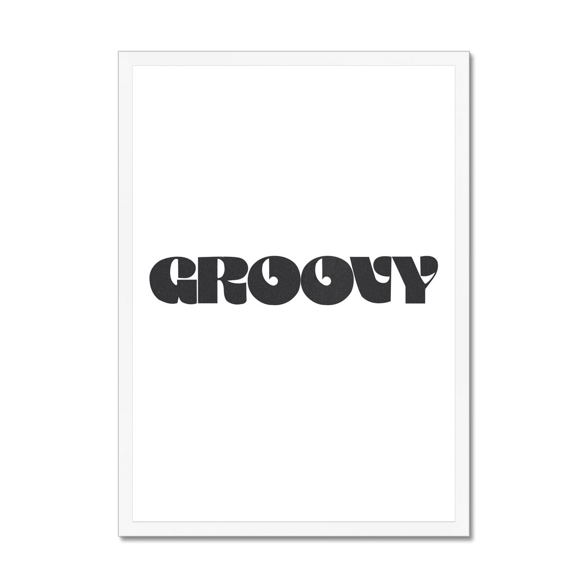 © les muses / Cool vintage typography art prints drawing from 90s grunge, girly Y2K and groovy 70s aesthetics. Retro style wall art and funky posters for trendy apartment or dorm decor with a killer aesthetic.