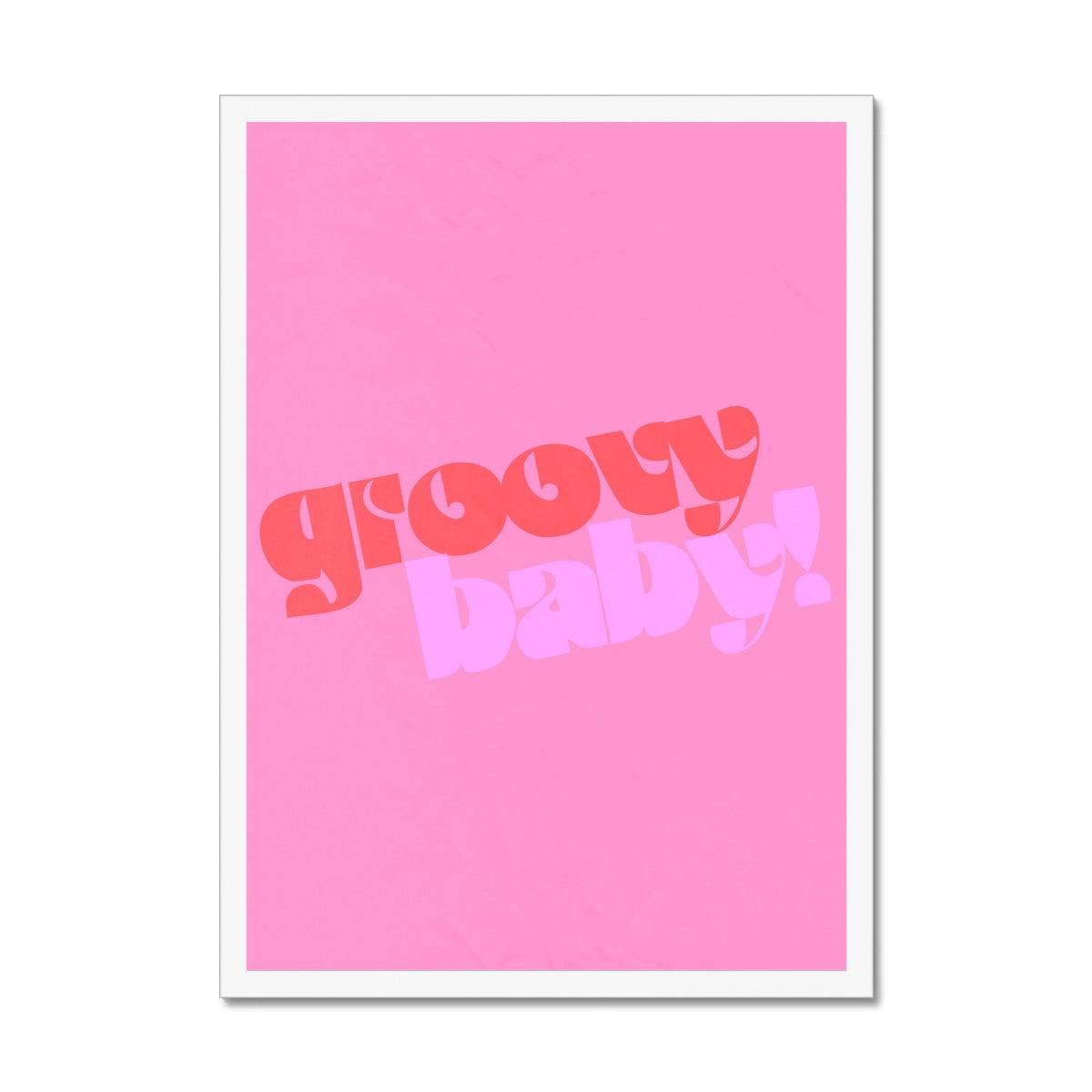 © les muses / Cool vintage typography art prints drawing from 90s grunge, girly Y2K and groovy 70s aesthetics. Retro style wall art and funky posters for trendy apartment or dorm decor with a killer aesthetic.