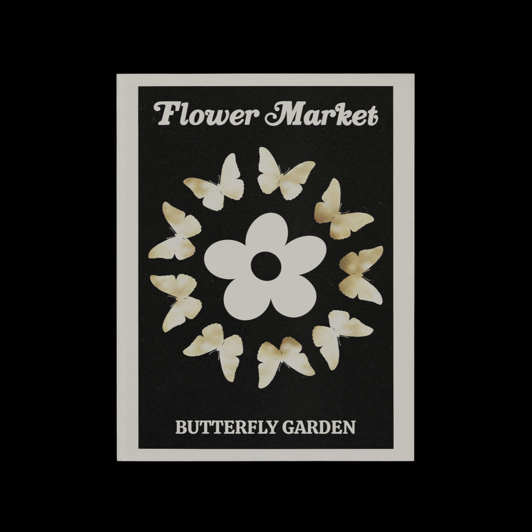 © les muses / Our Flower Market / Butterfly Garden collection features art prints with a retro daisy design and an illustration of butterflies under original hand drawn typography. The danish pastel
poster is an aesthetic addition to any gallery wall.